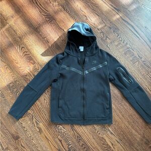 Nike Tech Hoodie Black Youth XL